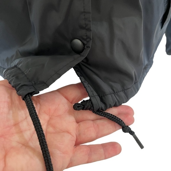 OBEY Unisex Size Small Black Windbreaker Jacket Snap Front Collar Streetwear - Picture 6 of 7